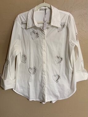 NWT Alice + Olivia White Button-Down Shirt with Heart Cutouts